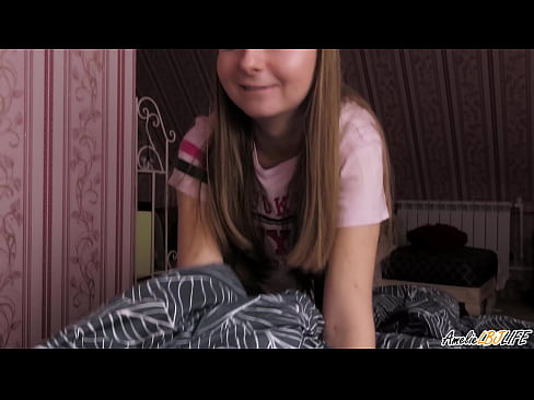 ❤️ Blondie onun BFF-ni dərindən sorur və ağzına boşaldır ️ Rus pornosu bizdə az.fullsexmovs.ru ❌️❤